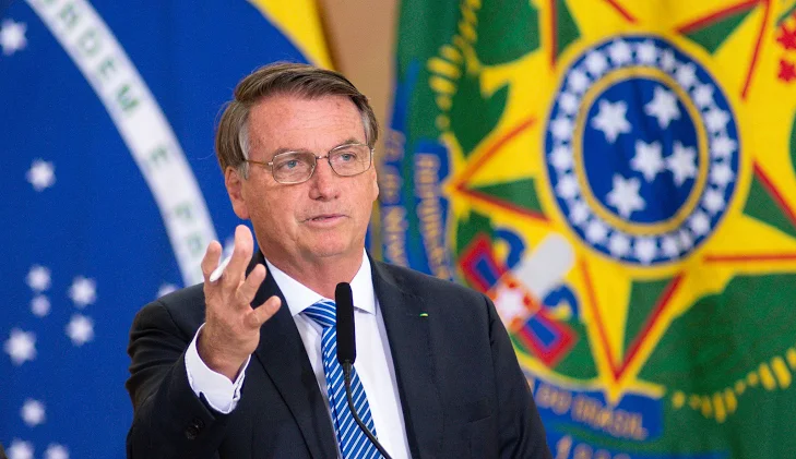 Bolsonaro é alvo de operação da PF e terá que usar tornozeleira eletrônica